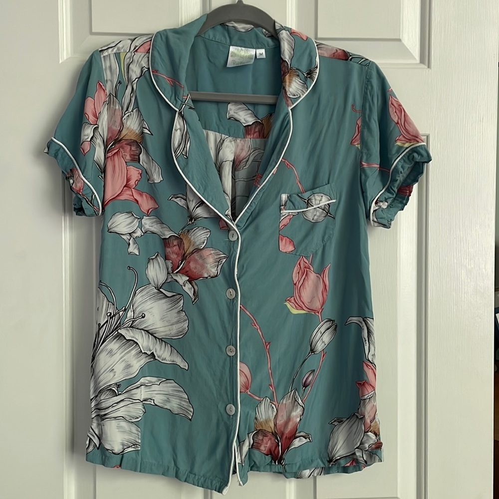 SET Plum Pretty Sugar Blue Floral Shortie Medium